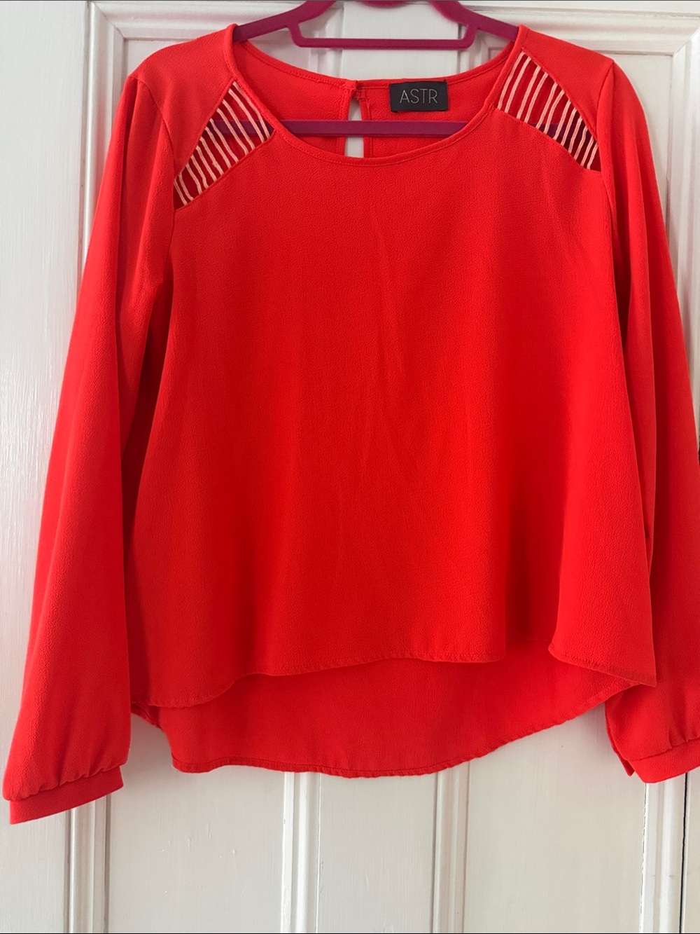 ASTR Bright orange-red Long-Sleeve Cutout Accent Blouse